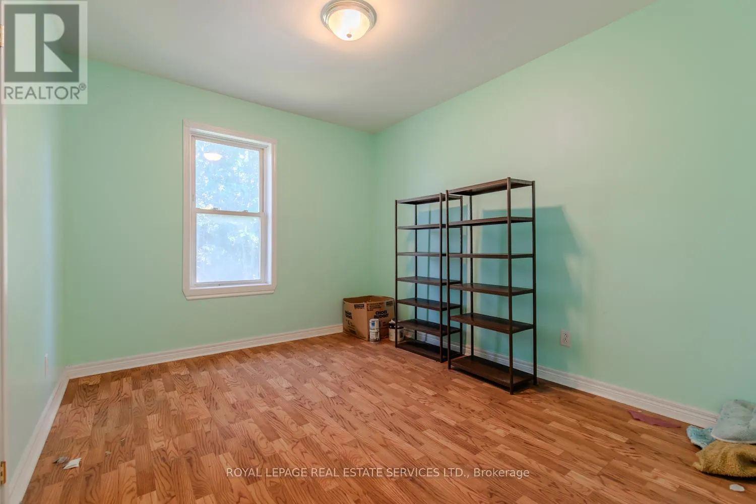 51 BARNESDALE AVENUE S