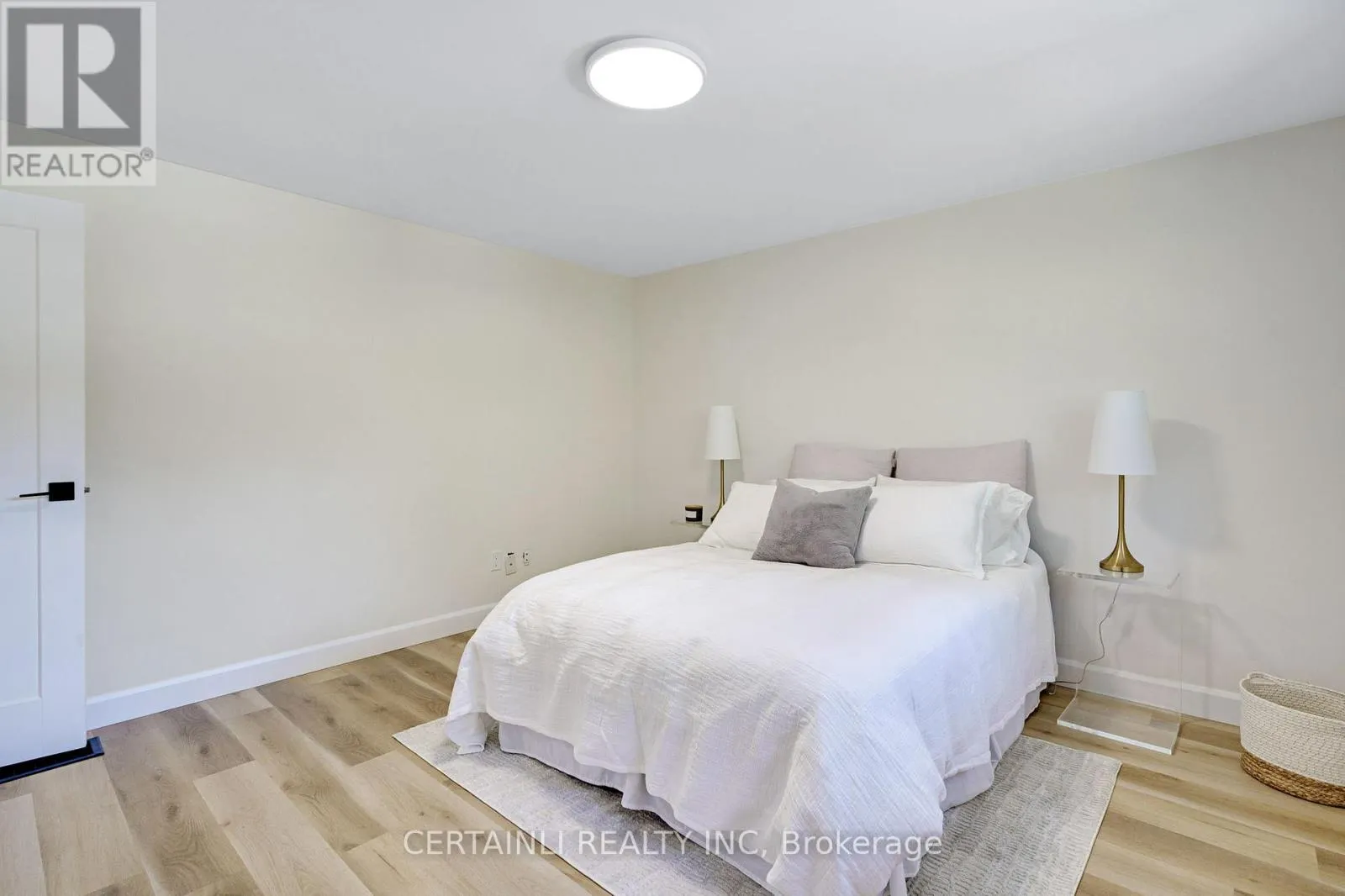 1180 GUILDWOOD BOULEVARD