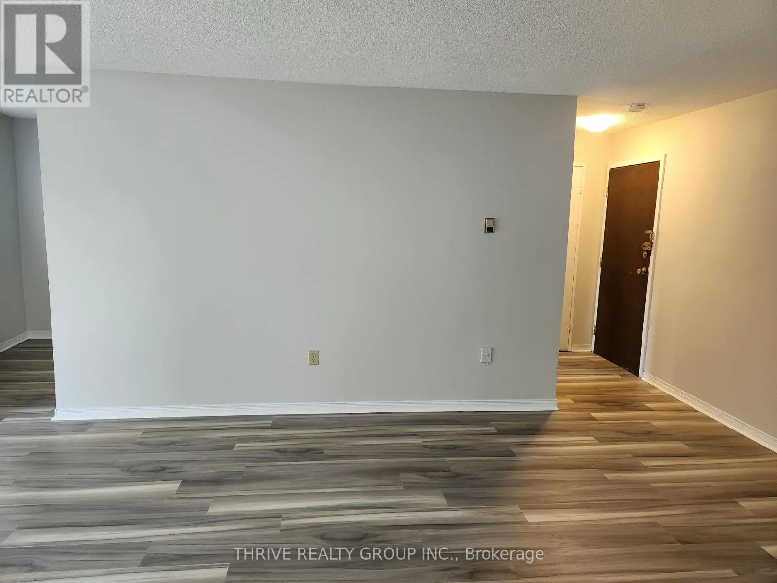 101 - 1100 JALNA BOULEVARD, #101