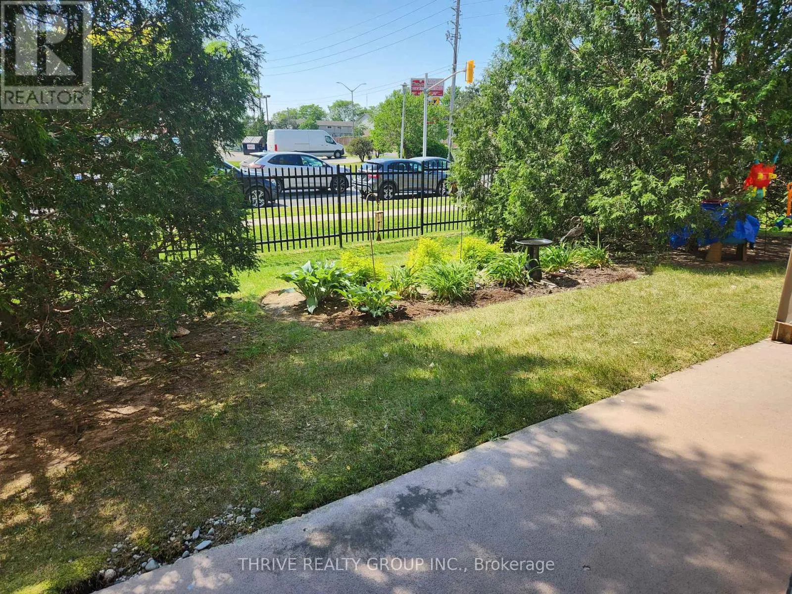101 - 1100 JALNA BOULEVARD, #101