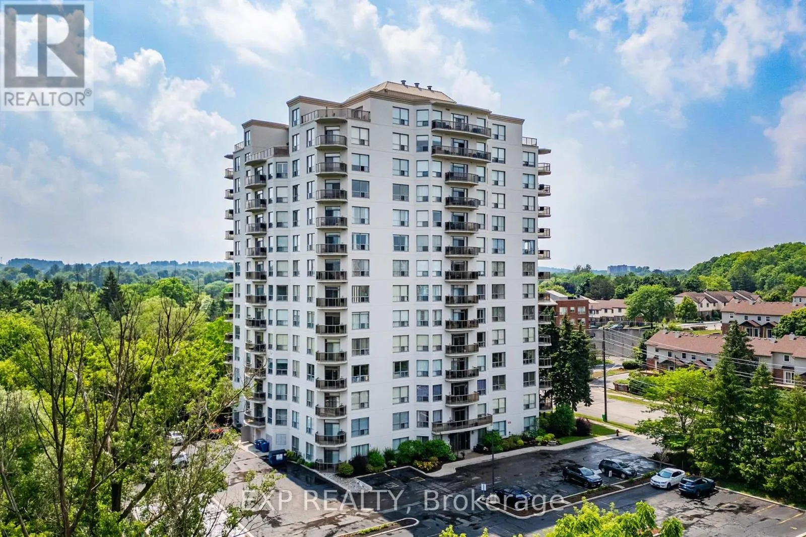 403 - 255 KEATS WAY