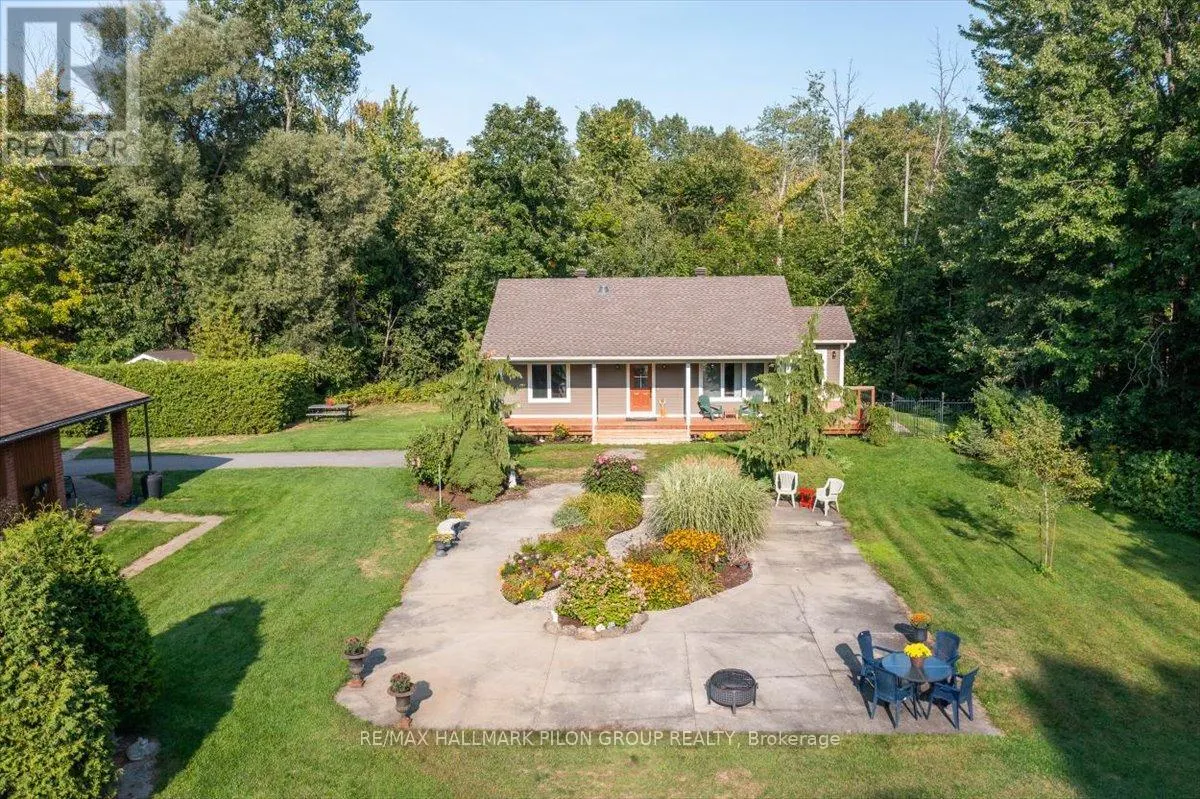 1717 LAKESHORE DRIVE