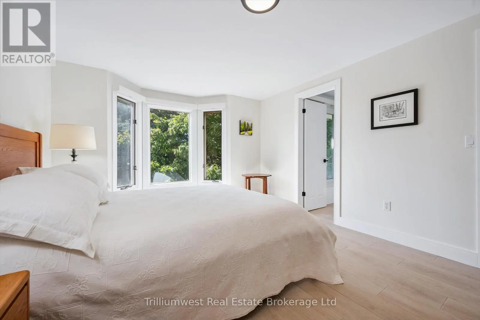 64 - 941 GORDON STREET, #64