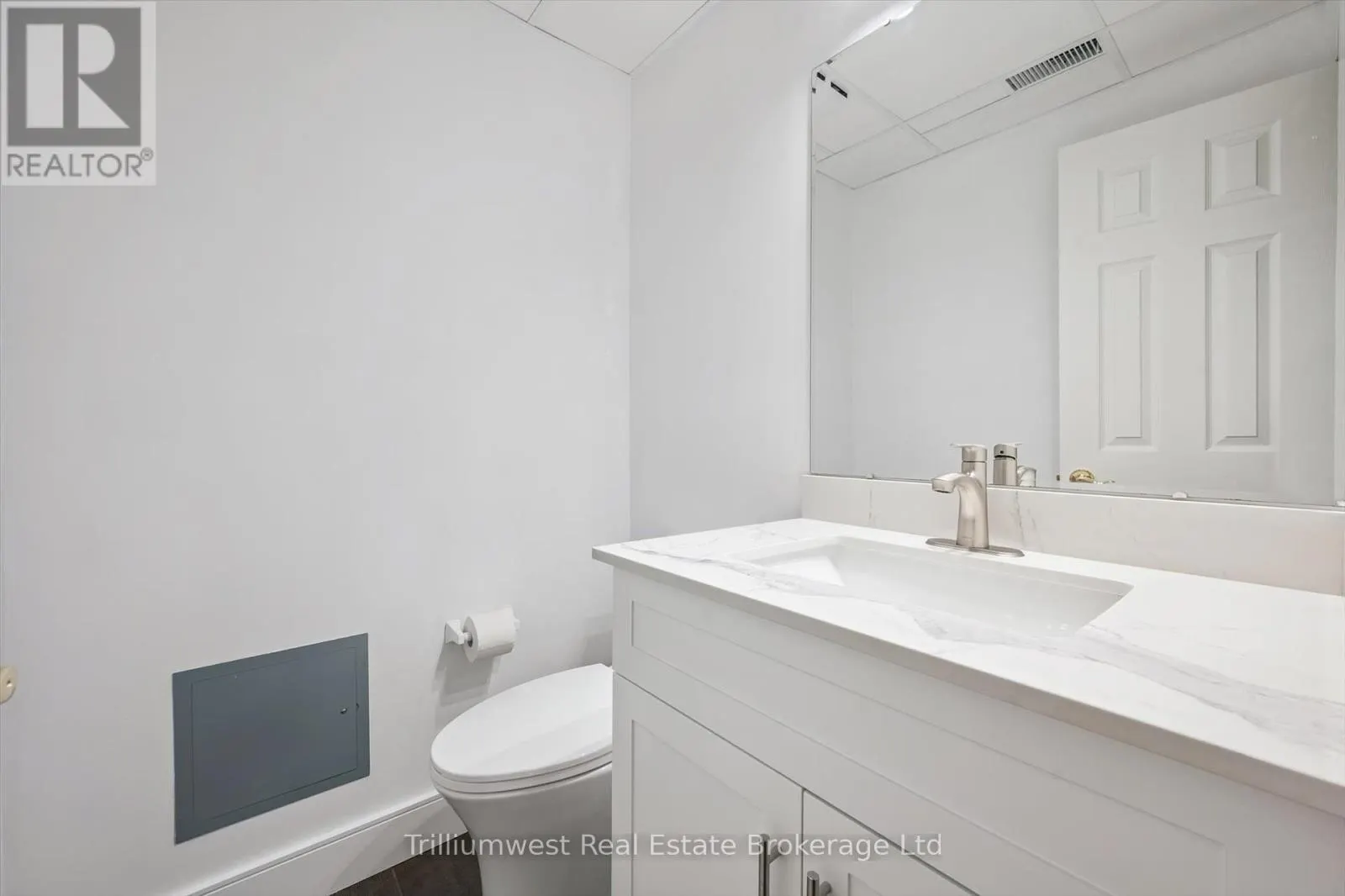 64 - 941 GORDON STREET, #64