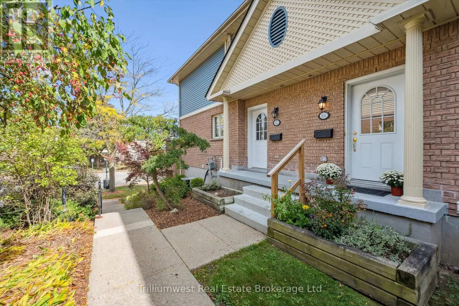 64 - 941 GORDON STREET, #64