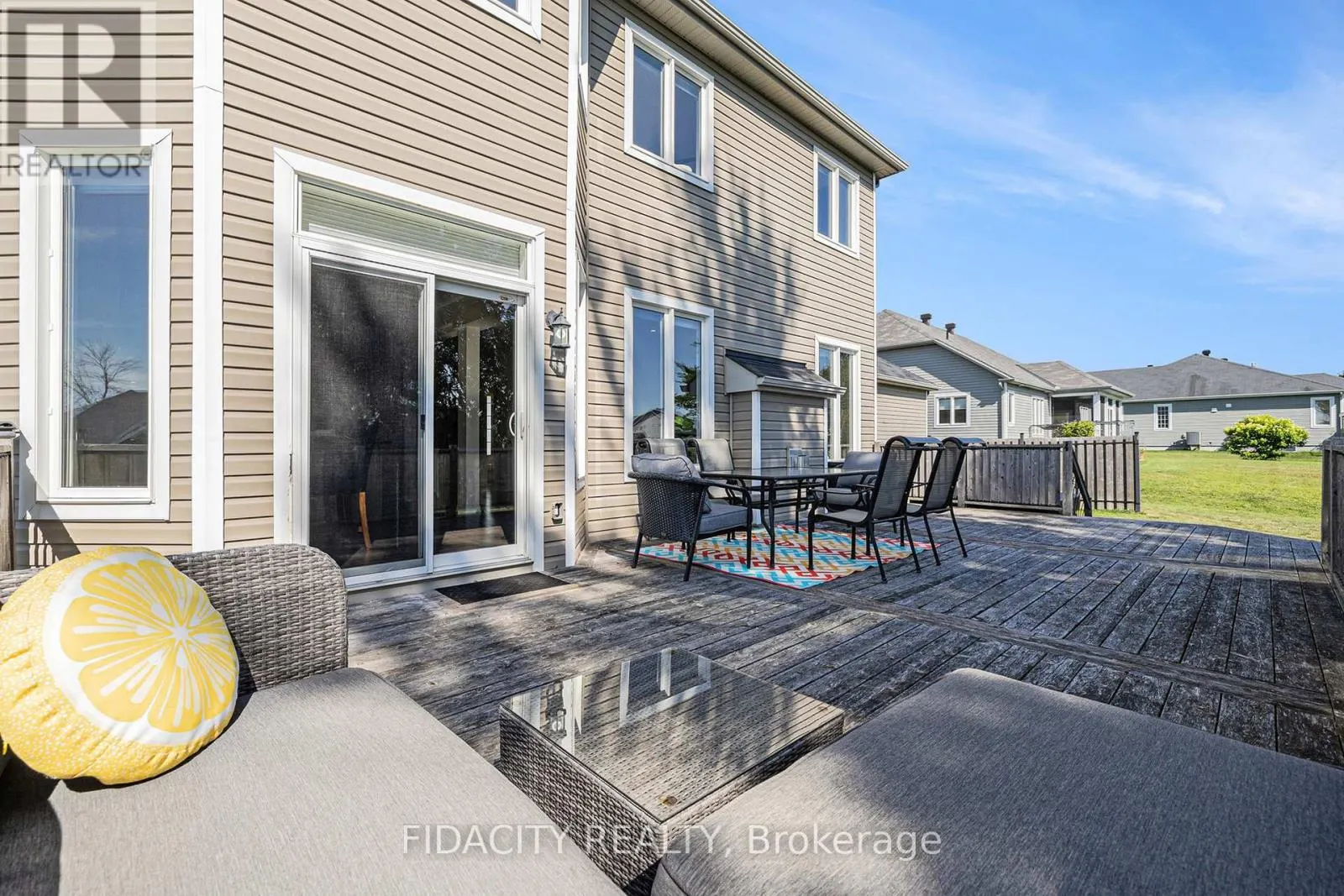 72 WHITE TAIL DRIVE