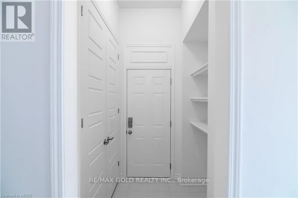 185 FORESTWALK STREET