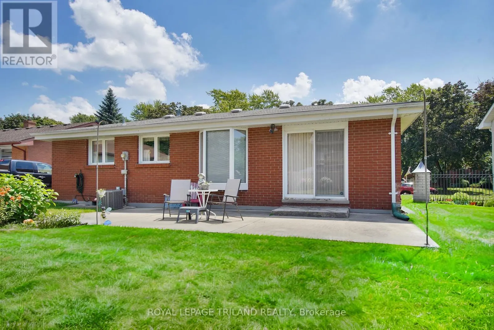 744 DALKEITH AVENUE