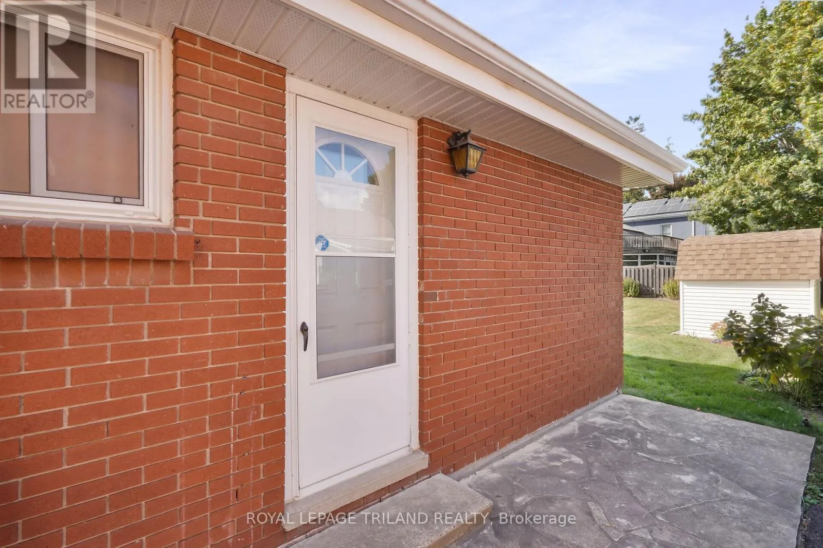 744 DALKEITH AVENUE