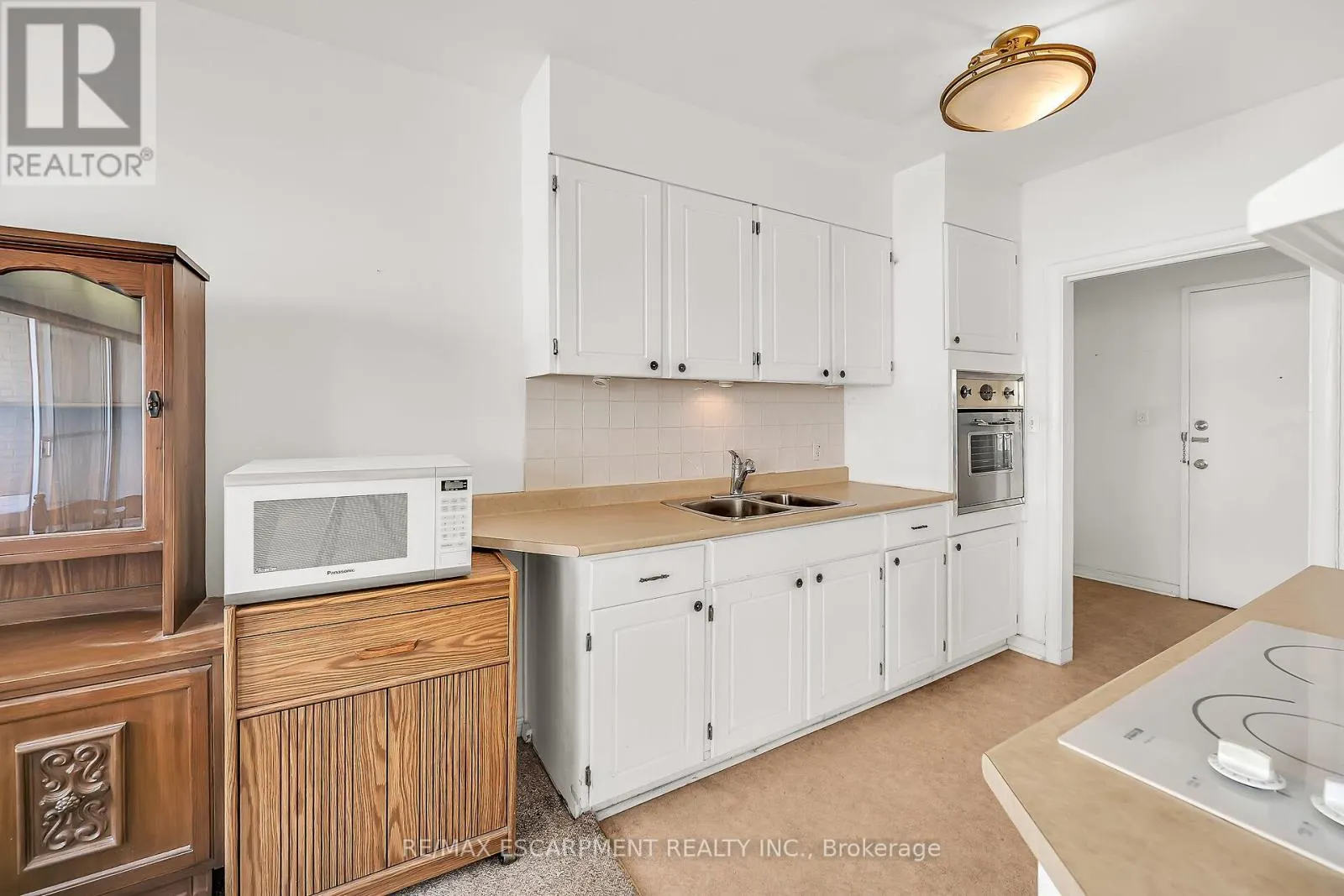 404 - 510 QUEENSTON ROAD