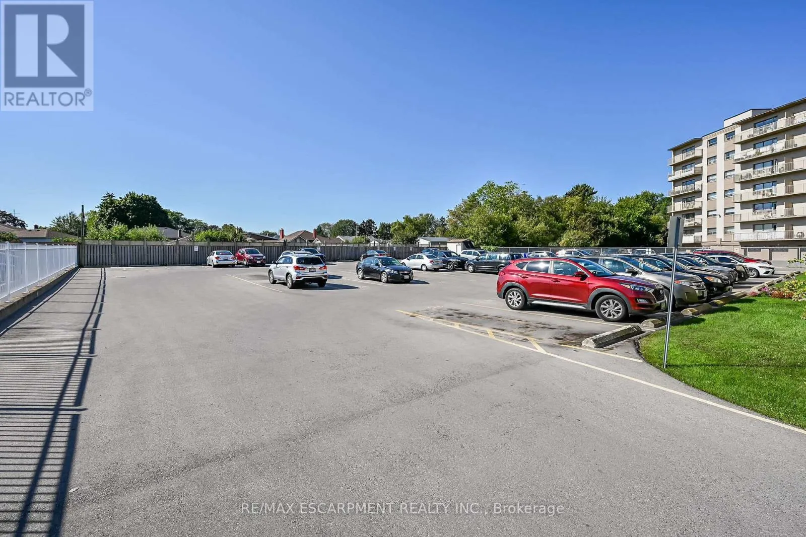 404 - 510 QUEENSTON ROAD
