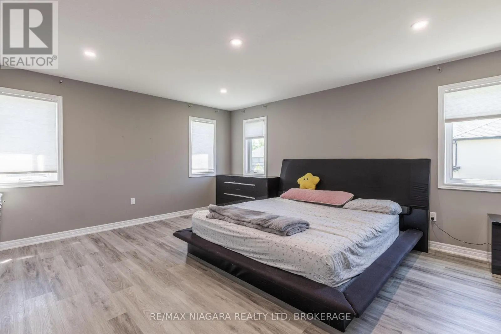 6212 SAM IORFIDA DRIVE