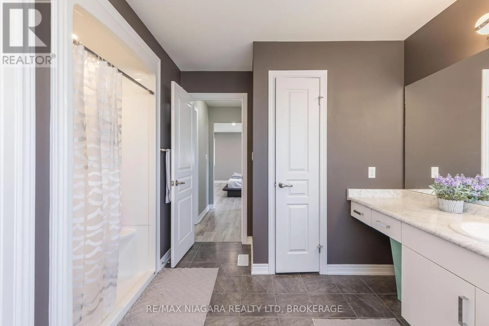 6212 SAM IORFIDA DRIVE