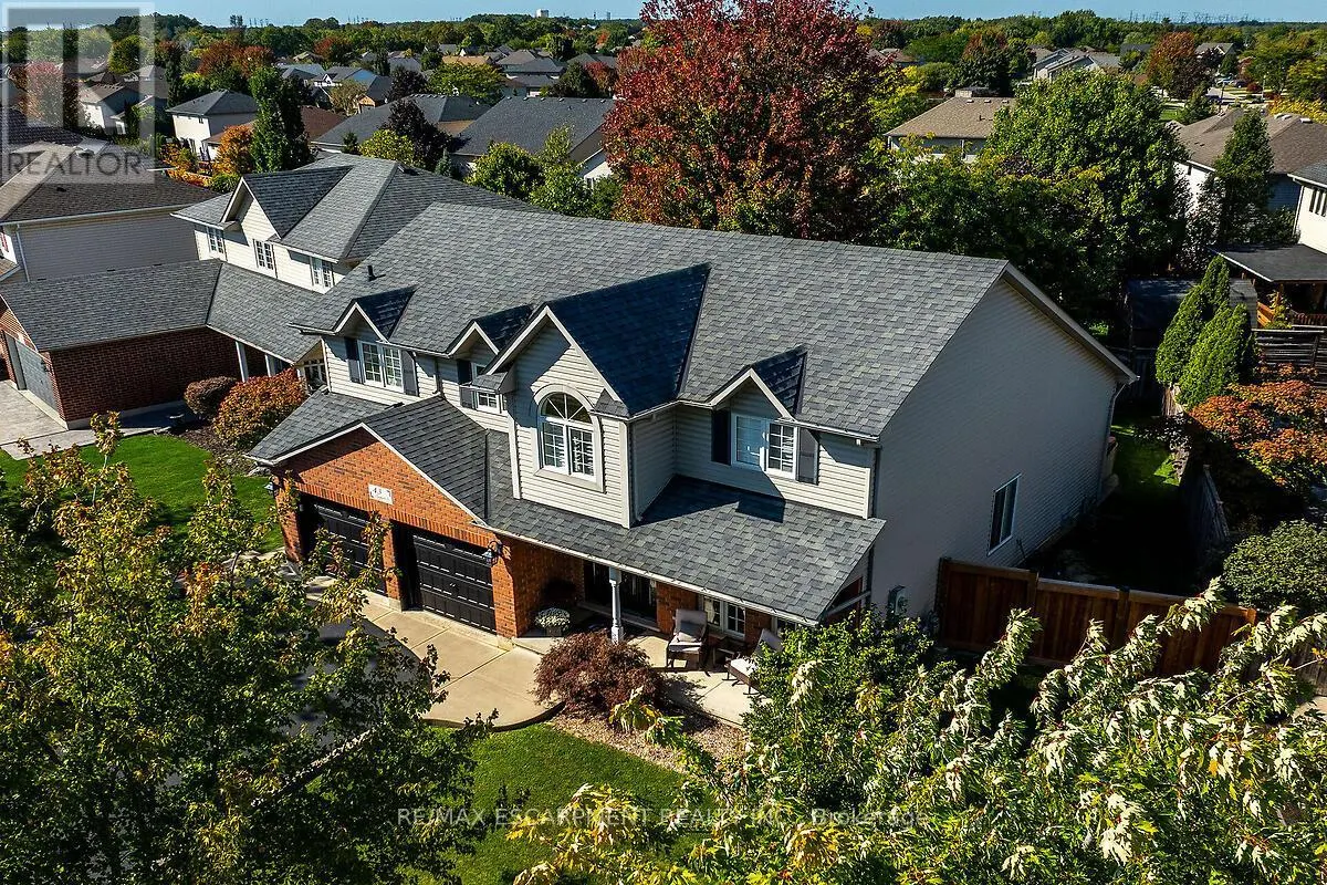 43 CLAYMORE CRESCENT