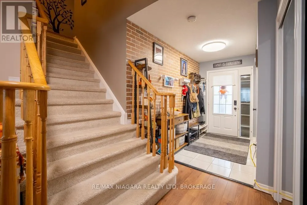 105 BISSET AVENUE
