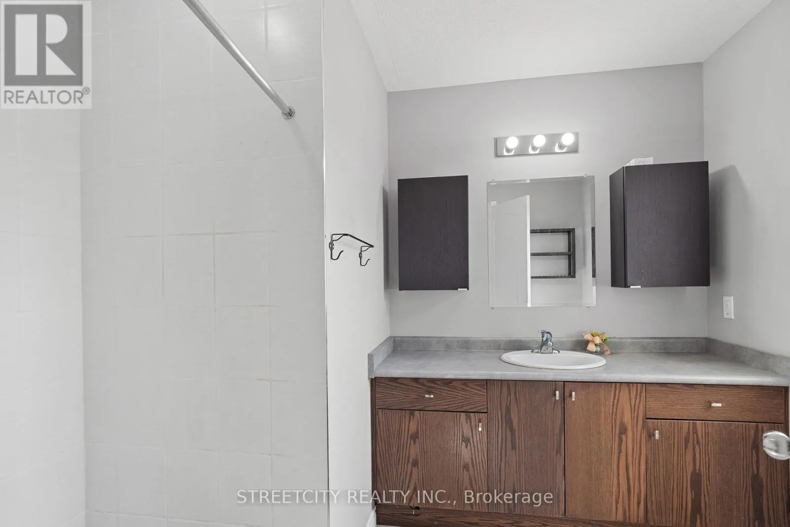 69 YVONNE CRESCENT
