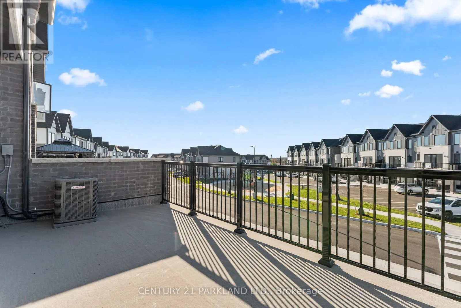 #3 - 160 DENSMORE ROAD