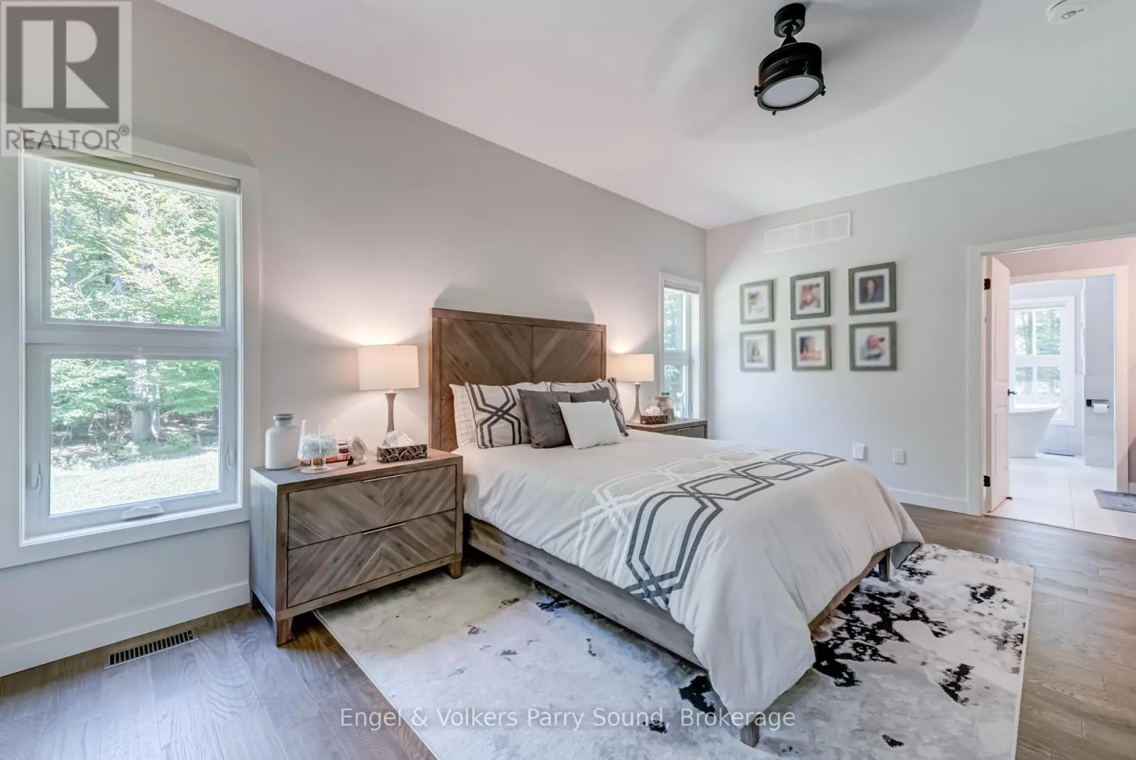 15 CARLING COVE DRIVE