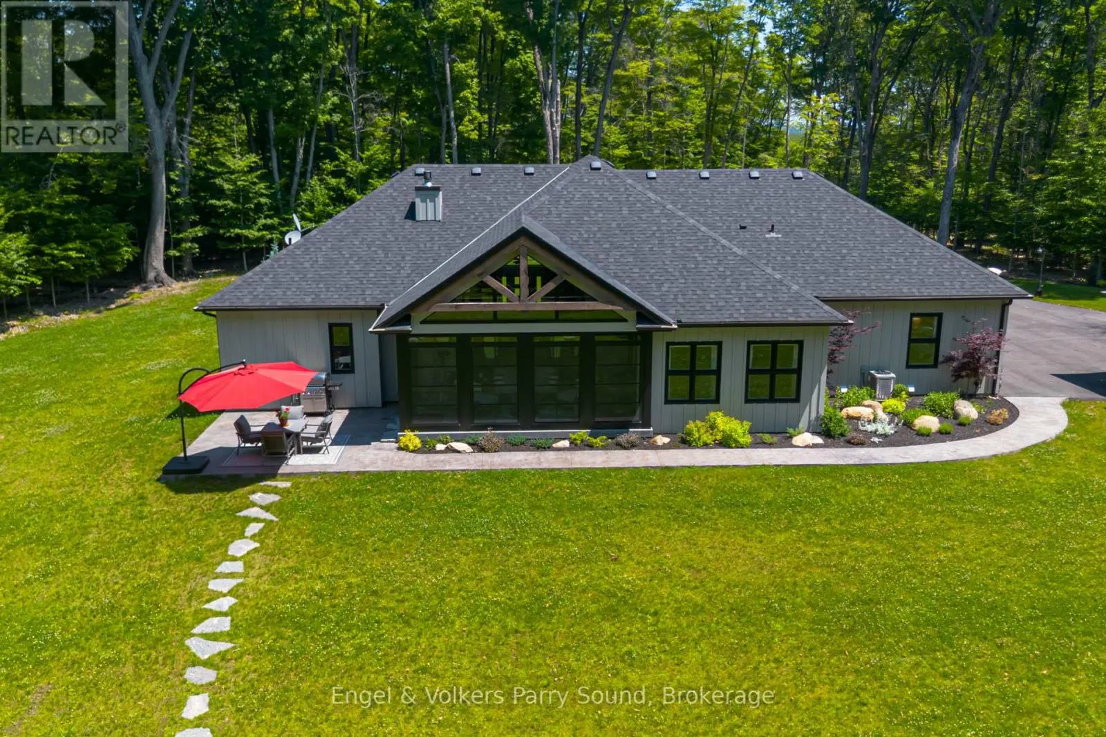 15 CARLING COVE DRIVE