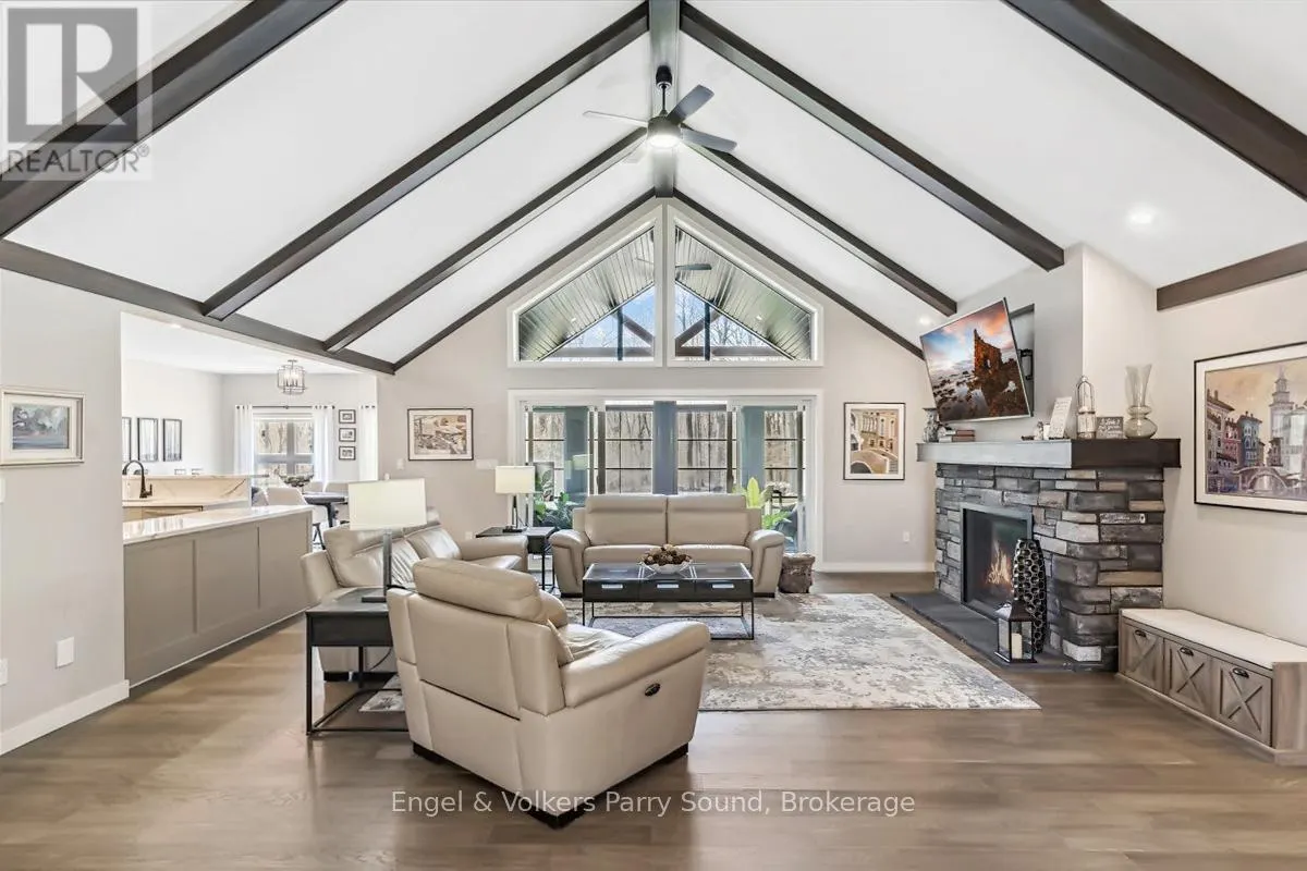 15 CARLING COVE DRIVE