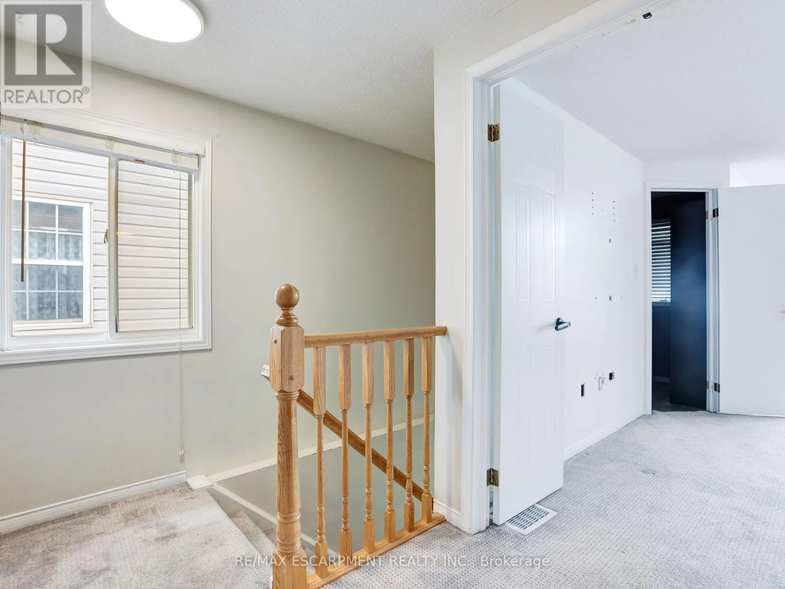 14 CHATEAU CRESCENT