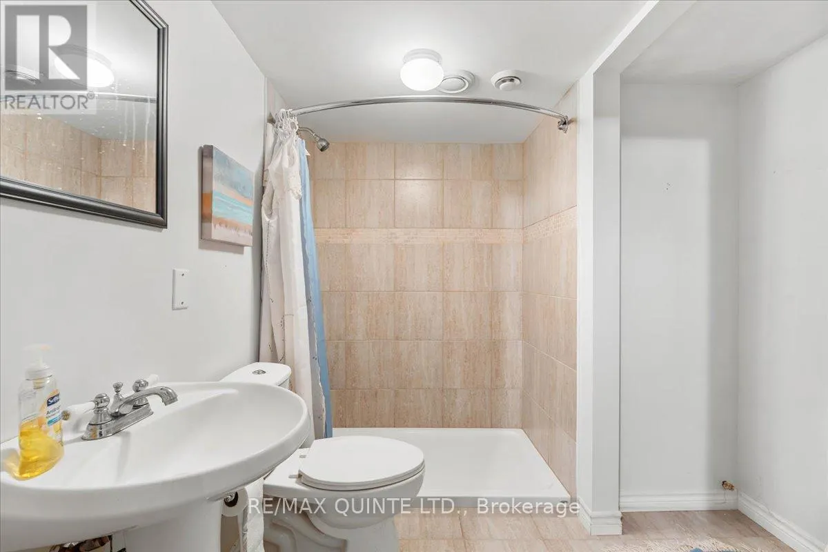 23 - 1 ROSEMARY COURT, #23