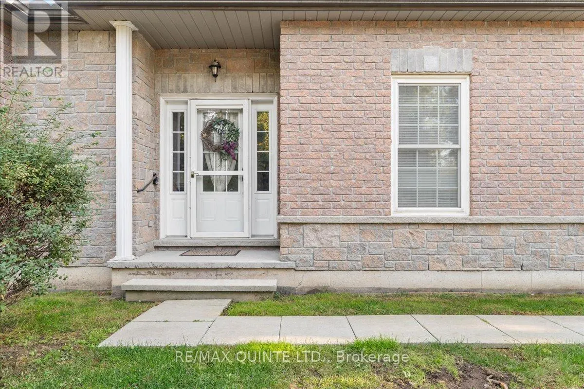 23 - 1 ROSEMARY COURT, #23