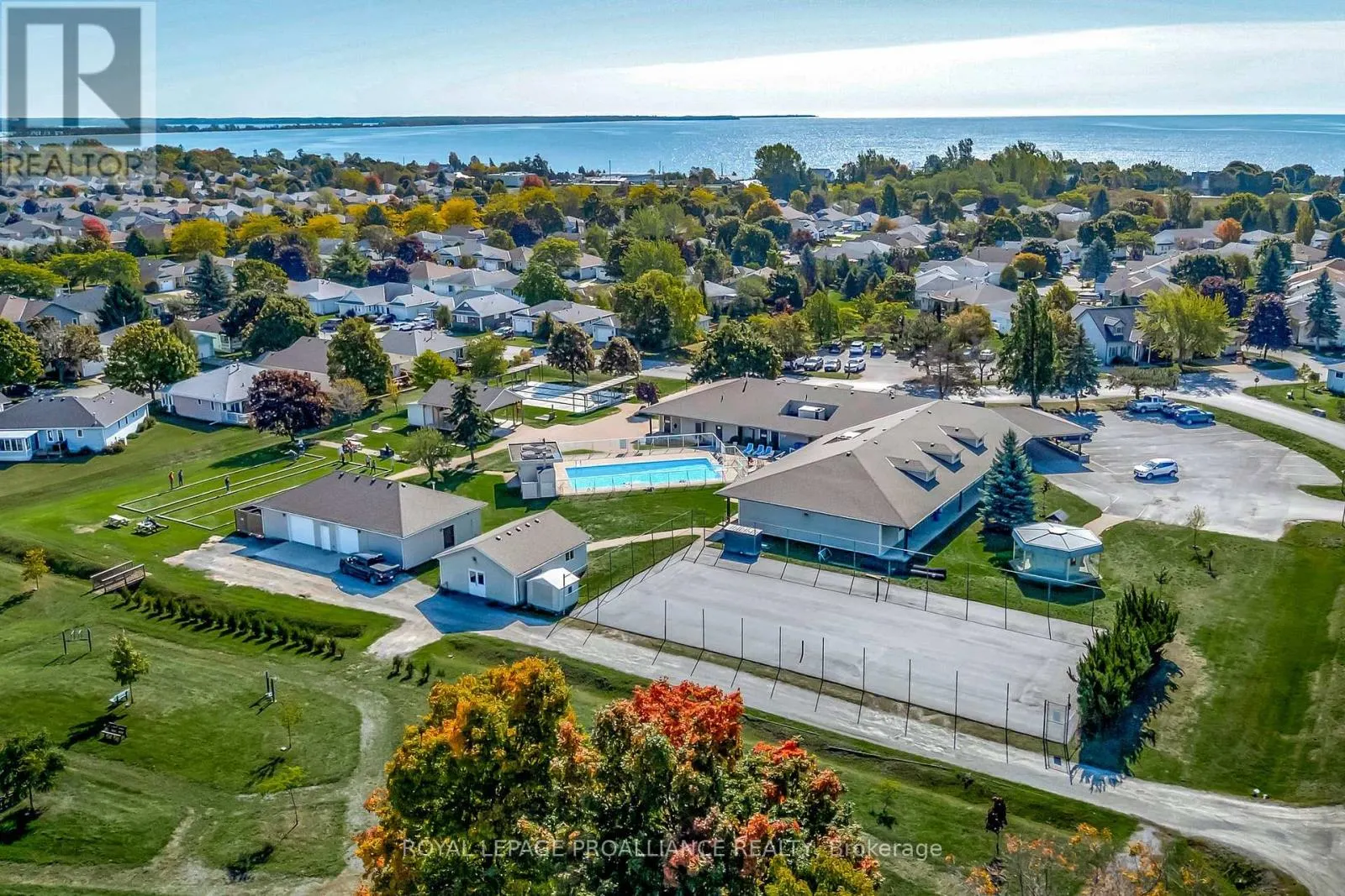 10 CONGER DRIVE