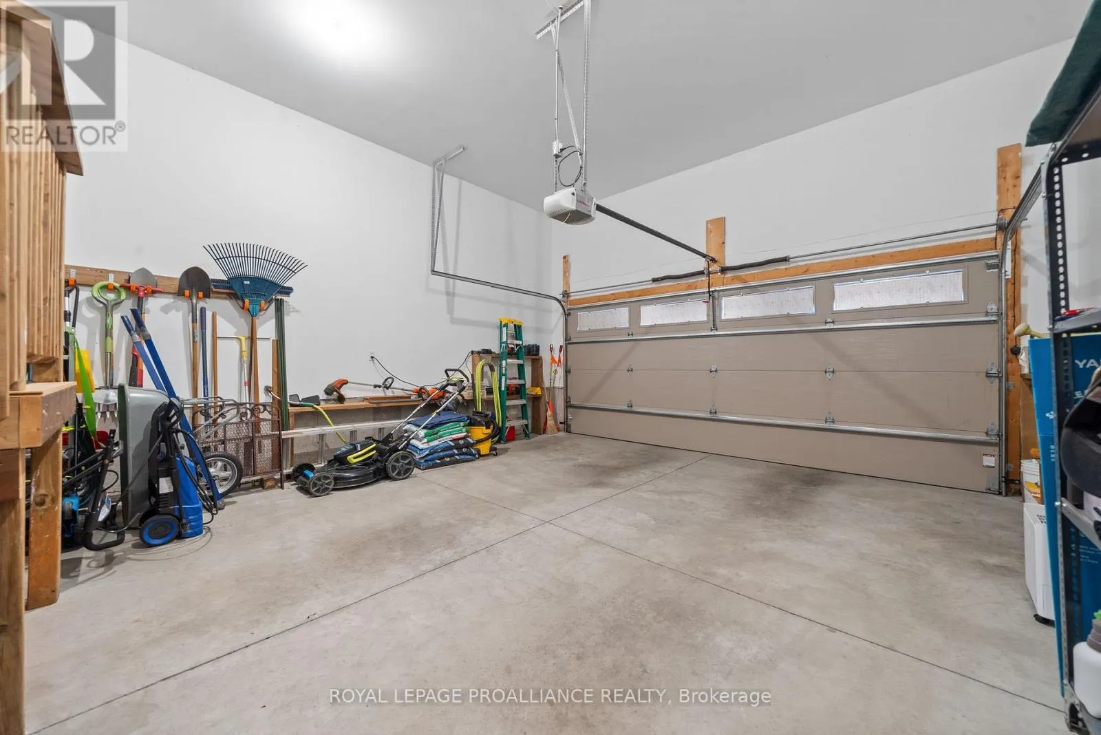 10 CONGER DRIVE