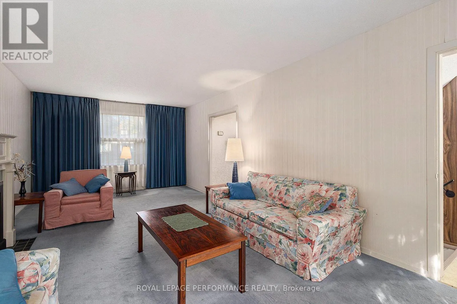 1842 PLAYFAIR DRIVE