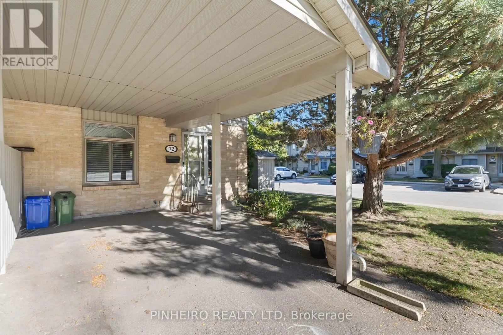 72 - 141 CONDOR COURT, #72
