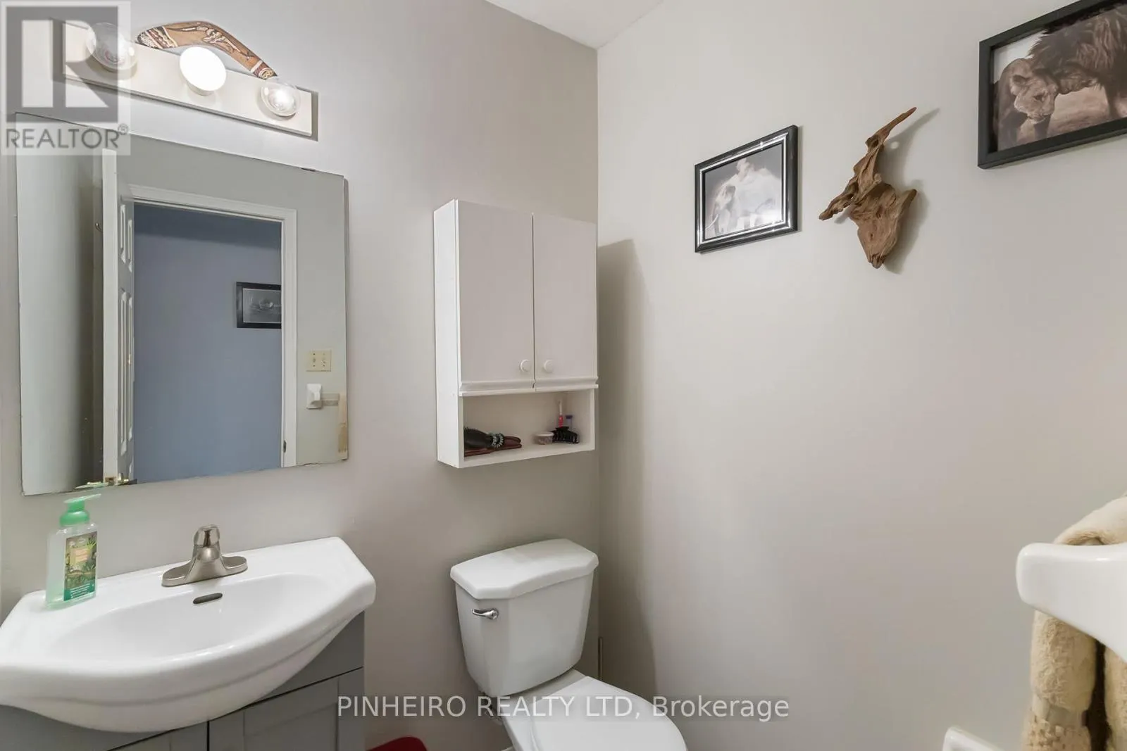 72 - 141 CONDOR COURT, #72