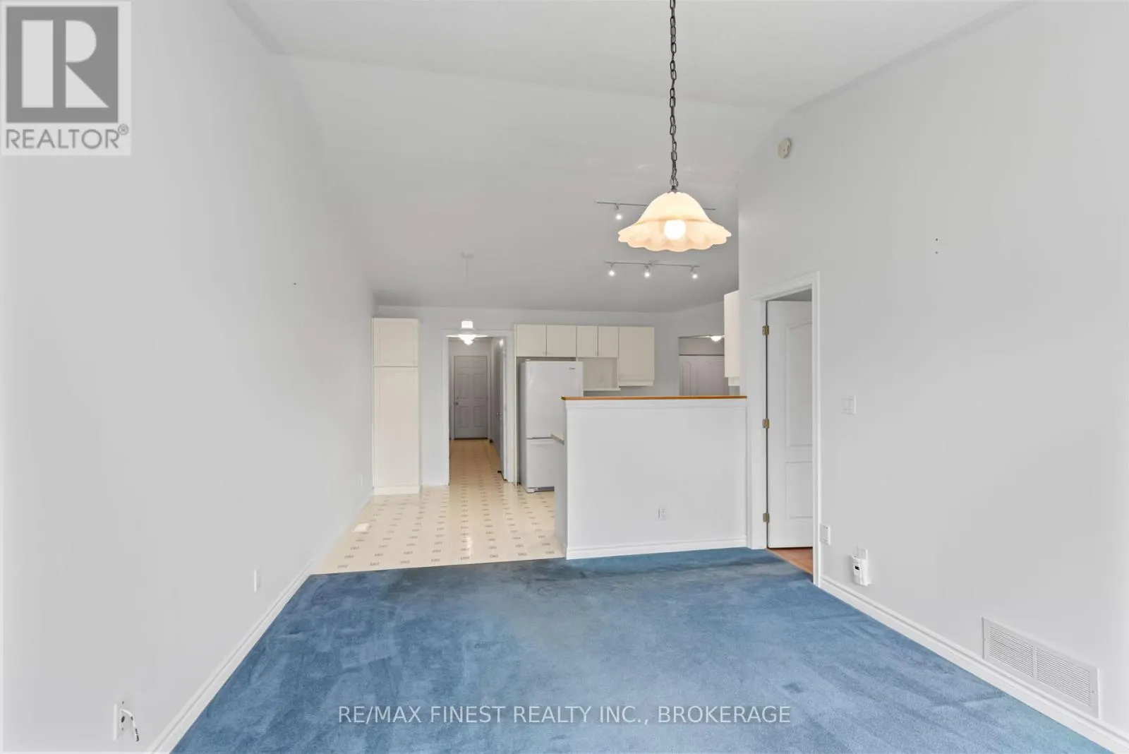 715 MILLWOOD DRIVE