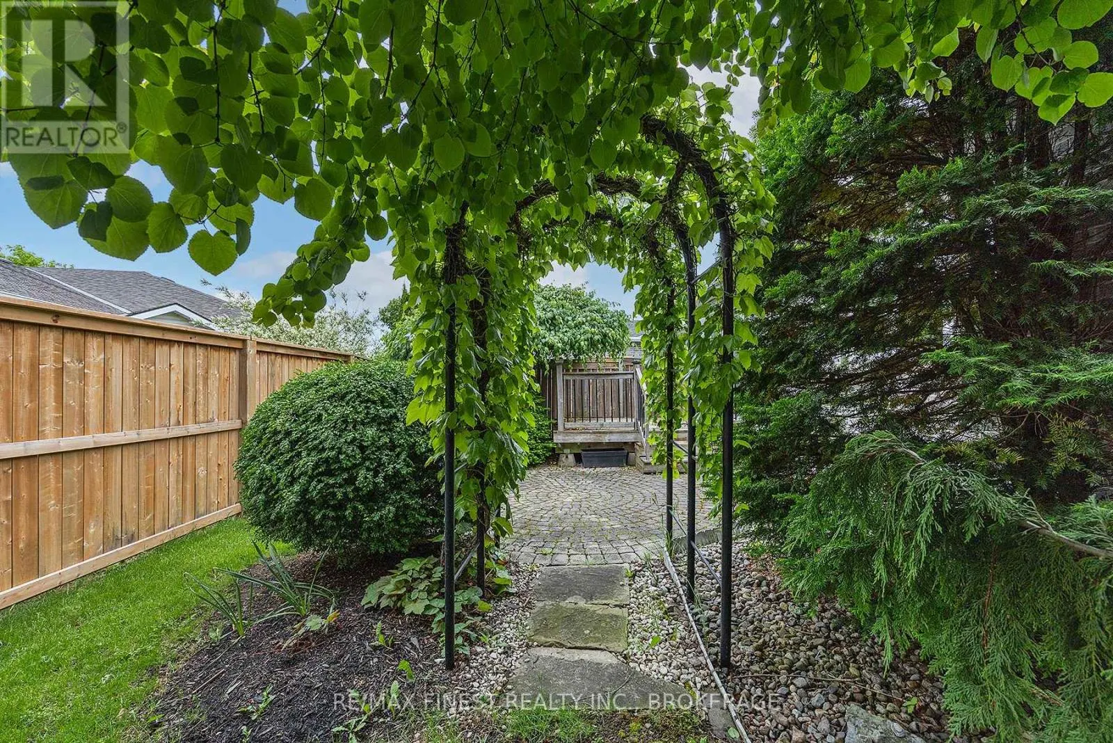 715 MILLWOOD DRIVE