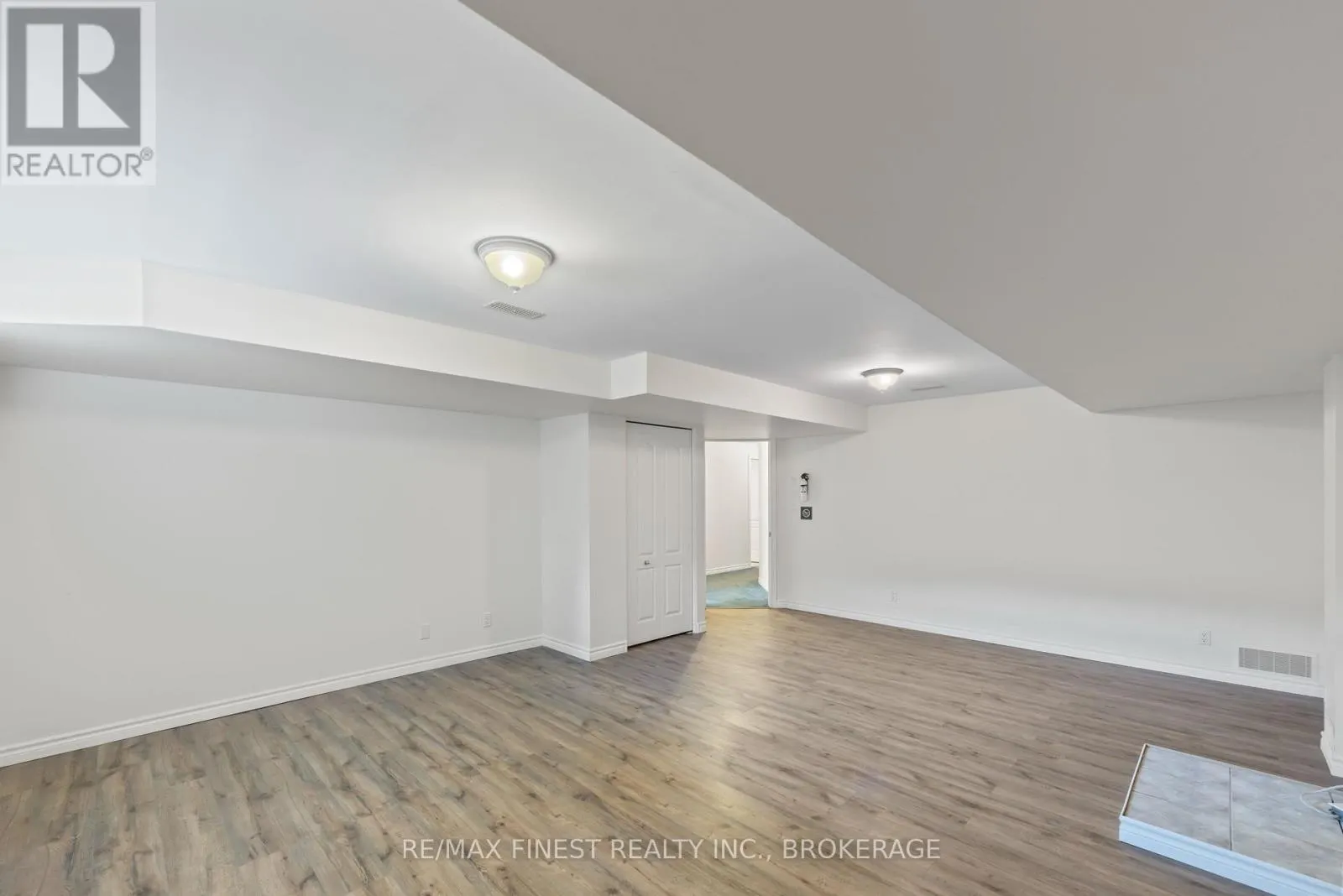 715 MILLWOOD DRIVE