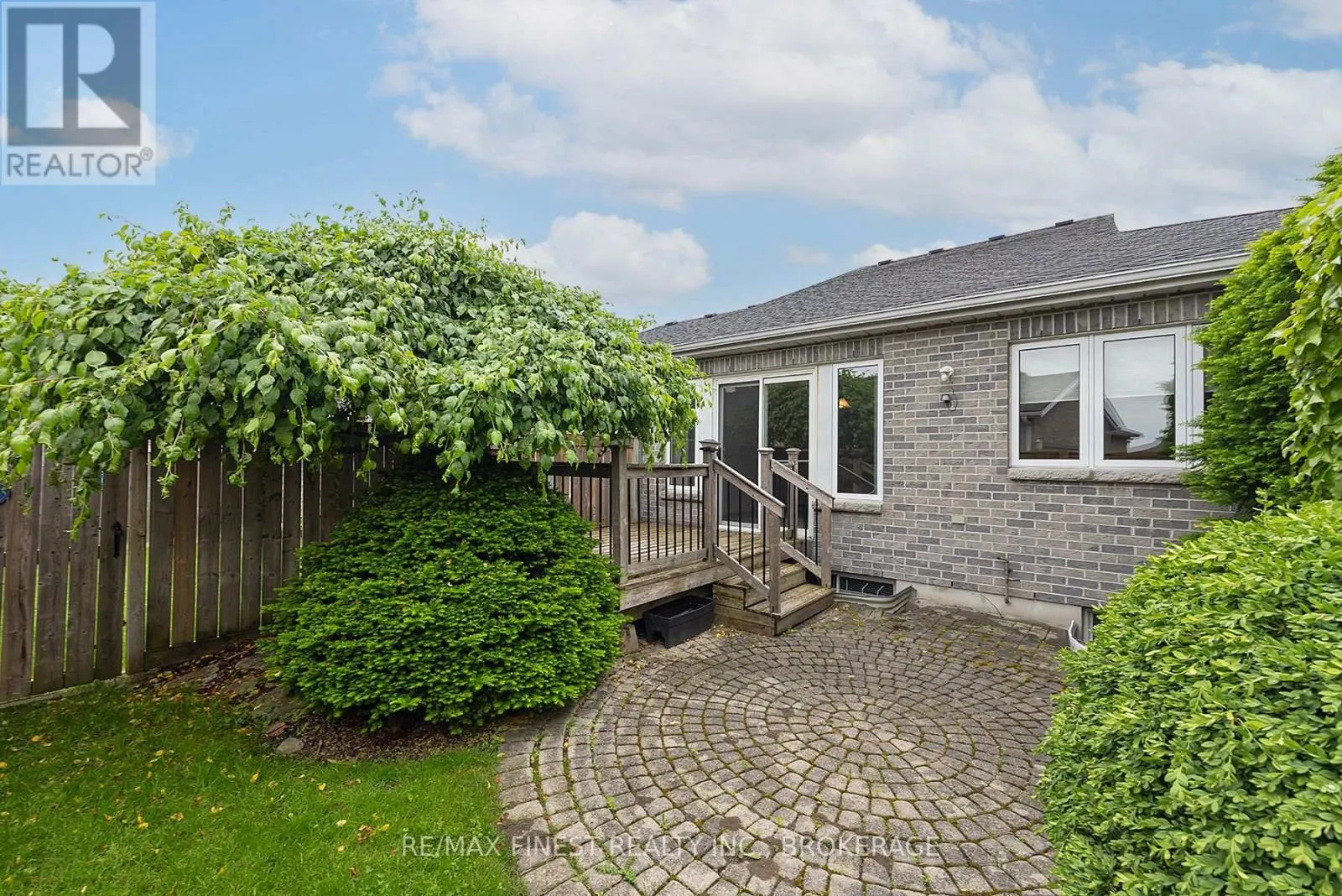 715 MILLWOOD DRIVE