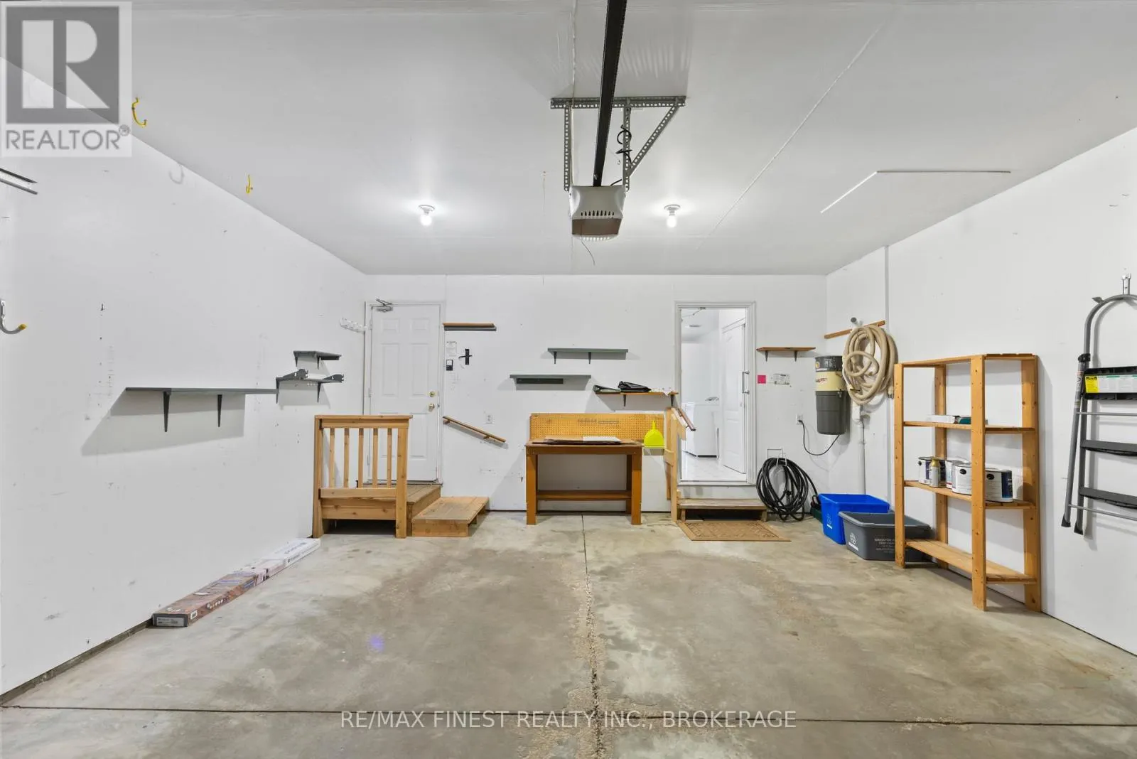 715 MILLWOOD DRIVE