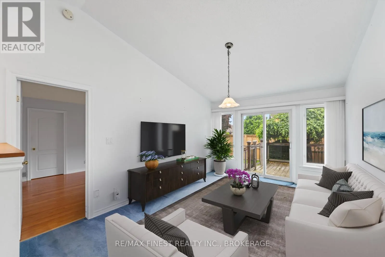 715 MILLWOOD DRIVE