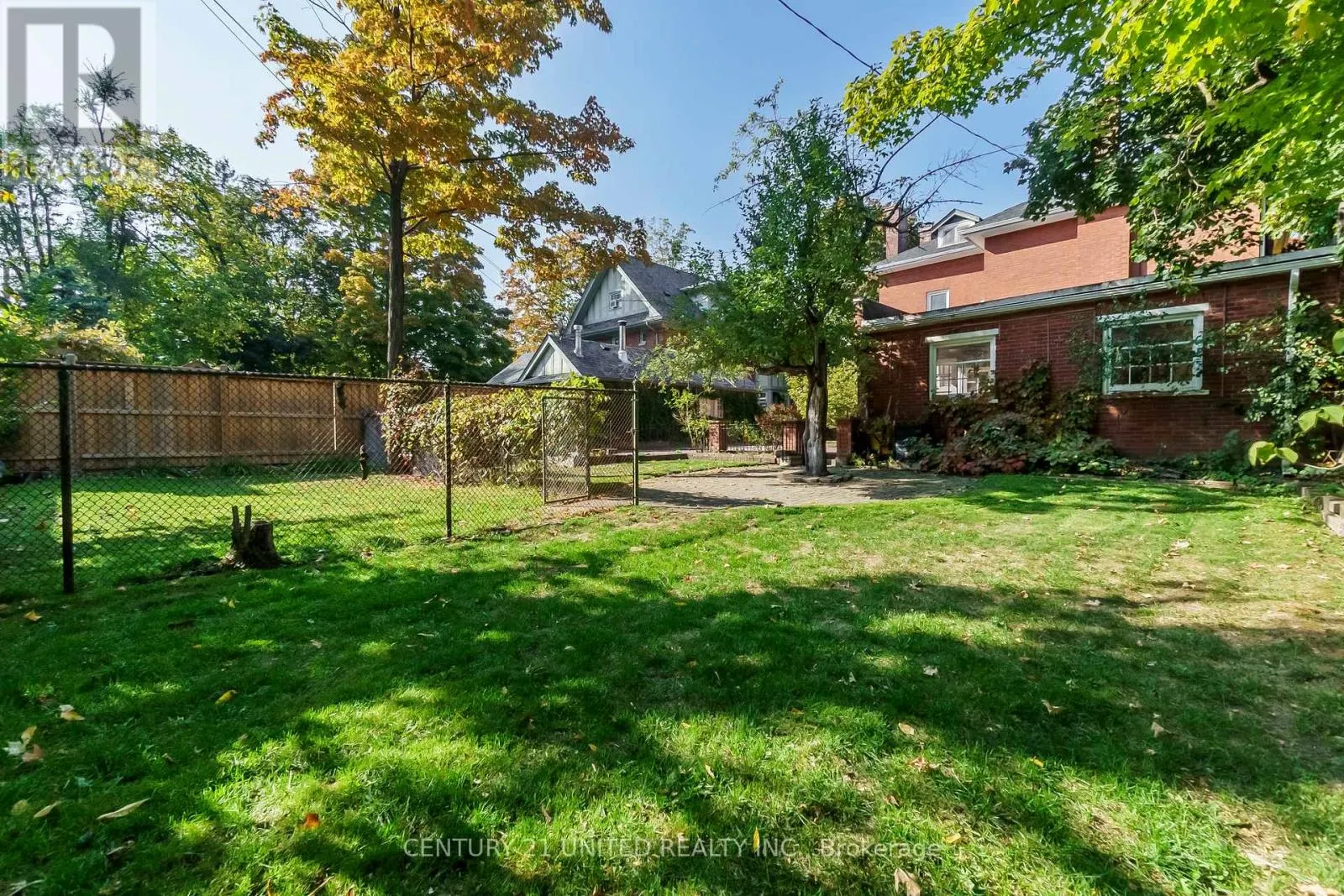 463 HUNTER STREET W