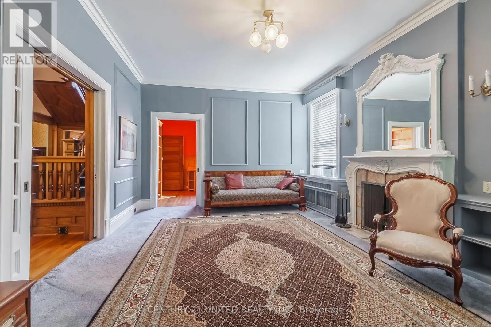 463 HUNTER STREET W