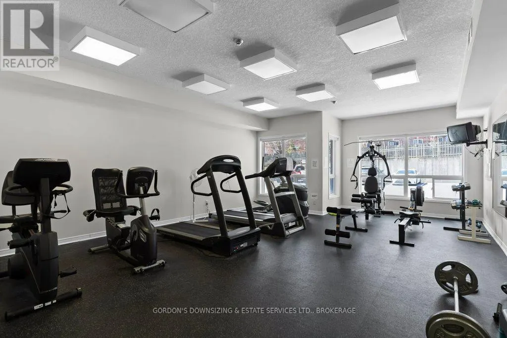 410 - 350 WELLINGTON STREET, #410
