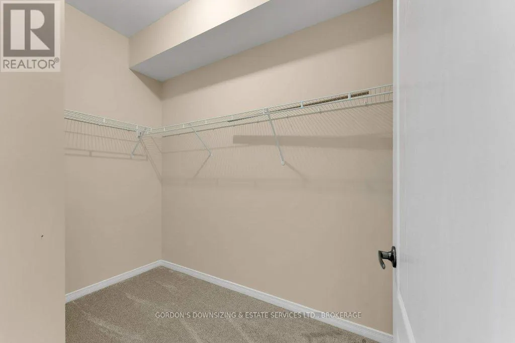410 - 350 WELLINGTON STREET, #410
