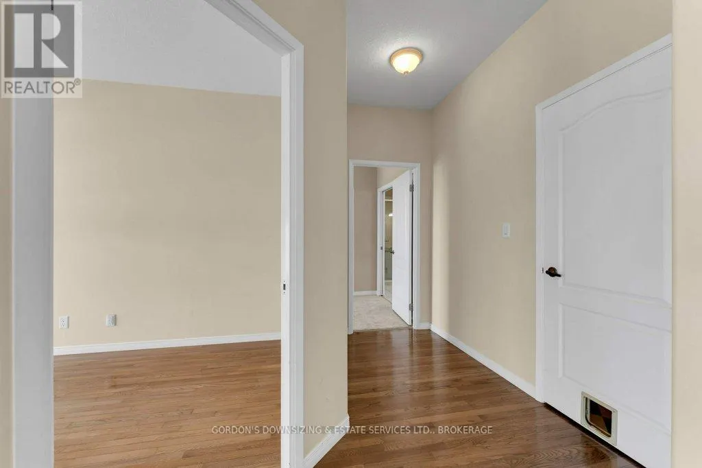 410 - 350 WELLINGTON STREET, #410