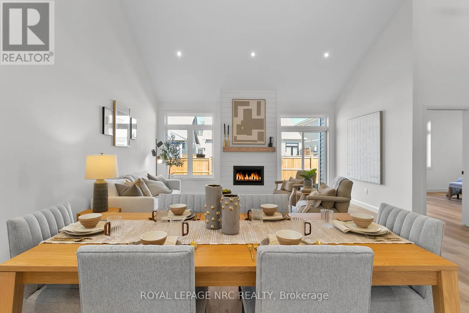 46 BEACHWALK CRESCENT