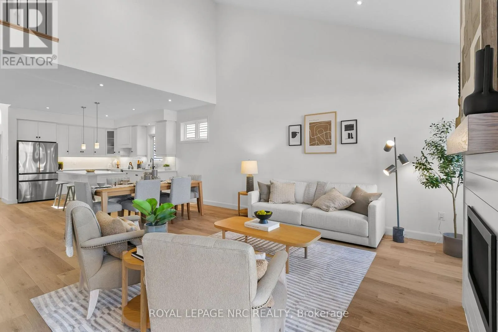 46 BEACHWALK CRESCENT