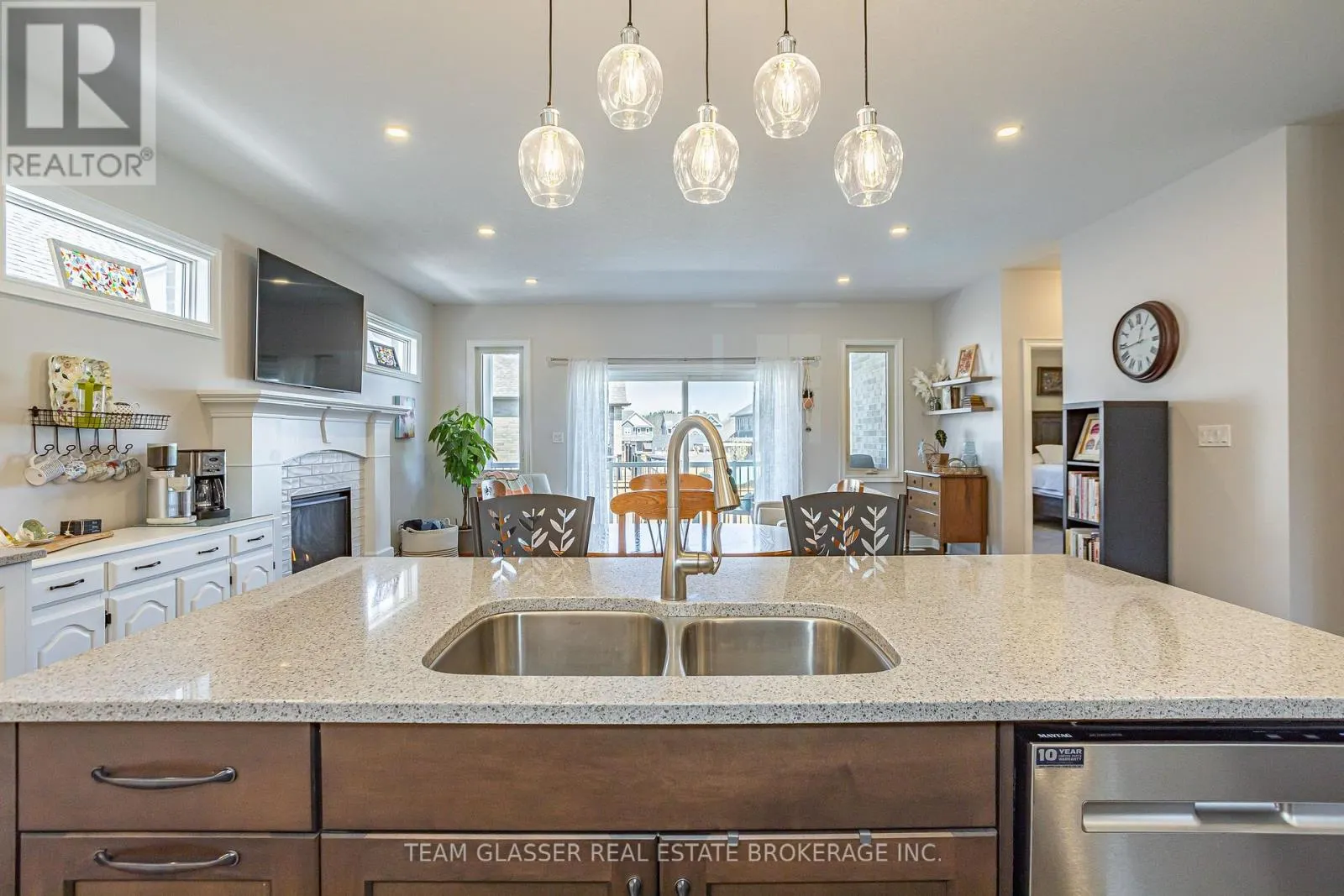 176 BOARDWALK WAY