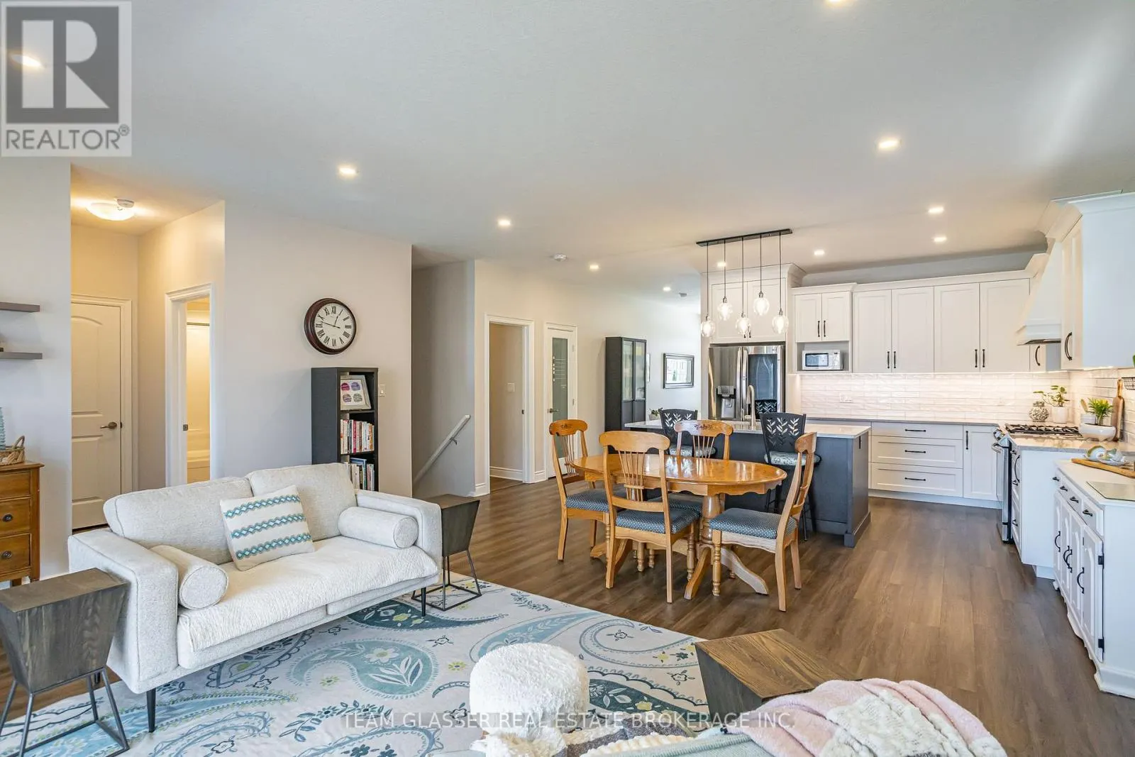 176 BOARDWALK WAY