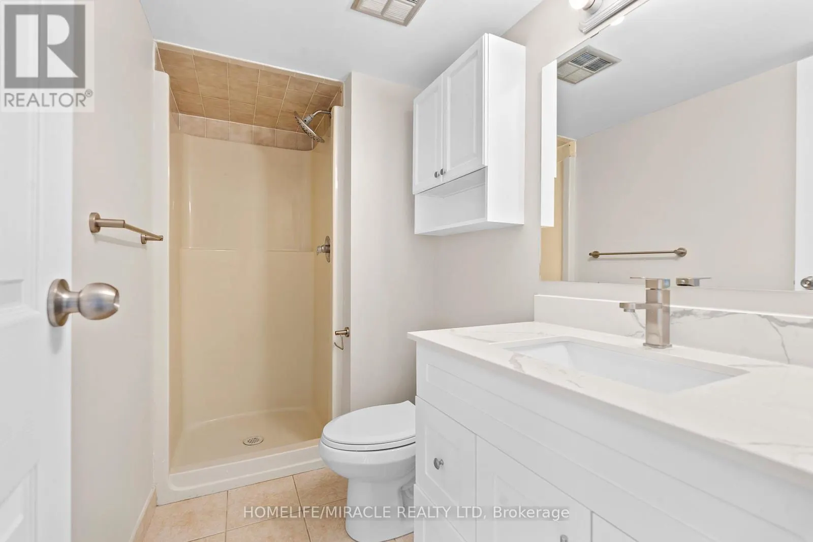 609 - 120 BARRETT COURT