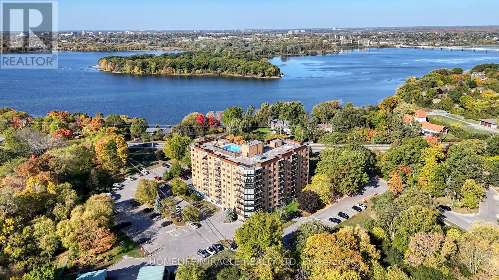 609 - 120 BARRETT COURT