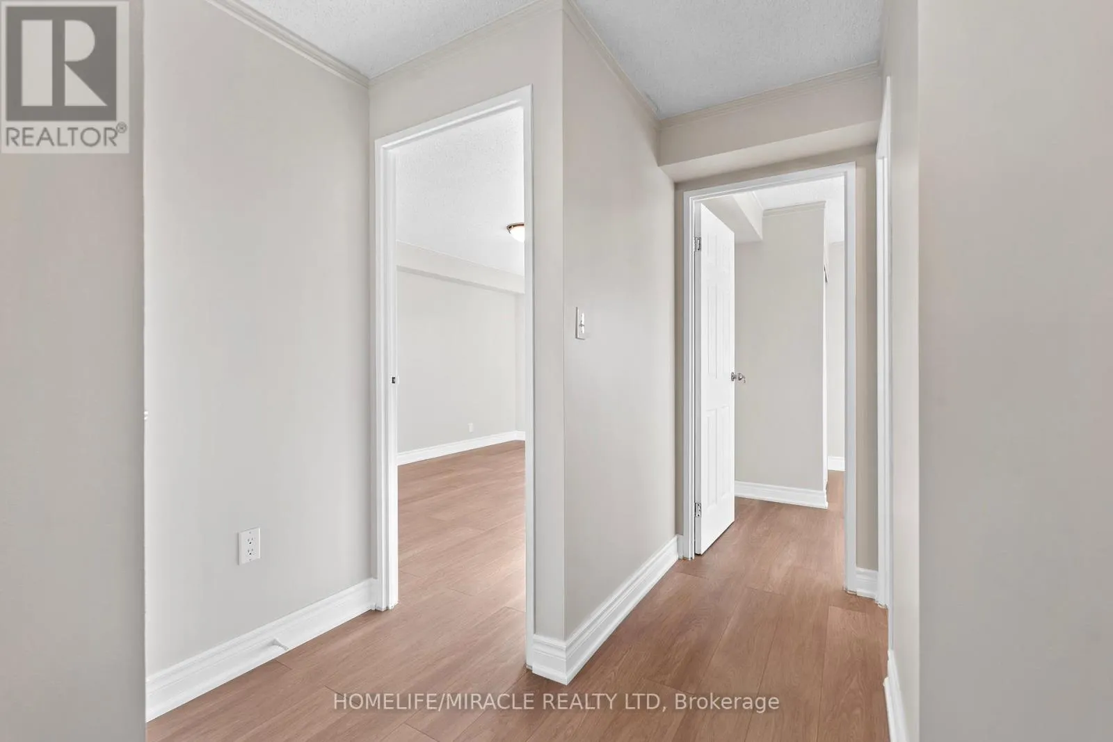 609 - 120 BARRETT COURT
